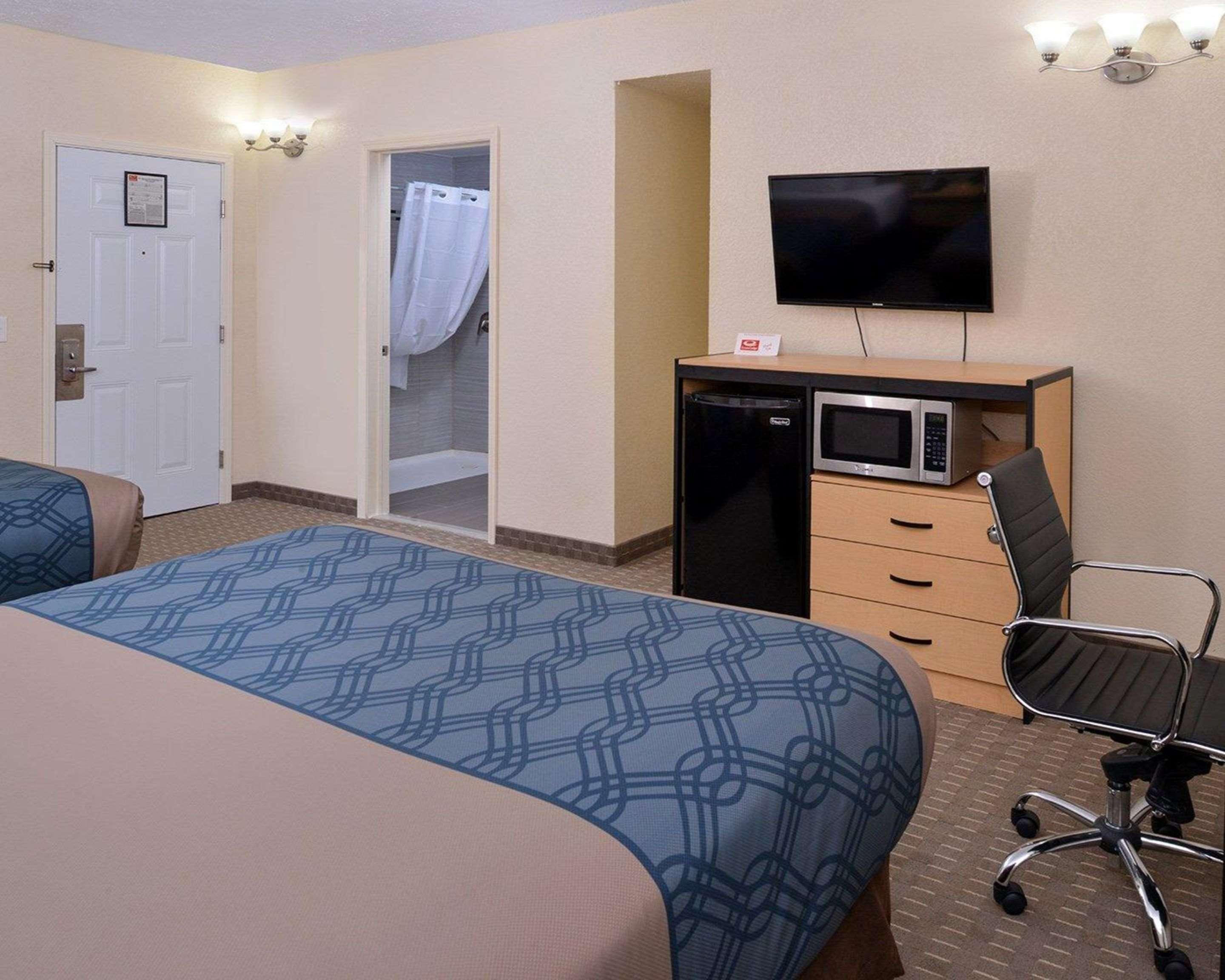 Econo Lodge Rochester I-90 & I-390 Esterno foto