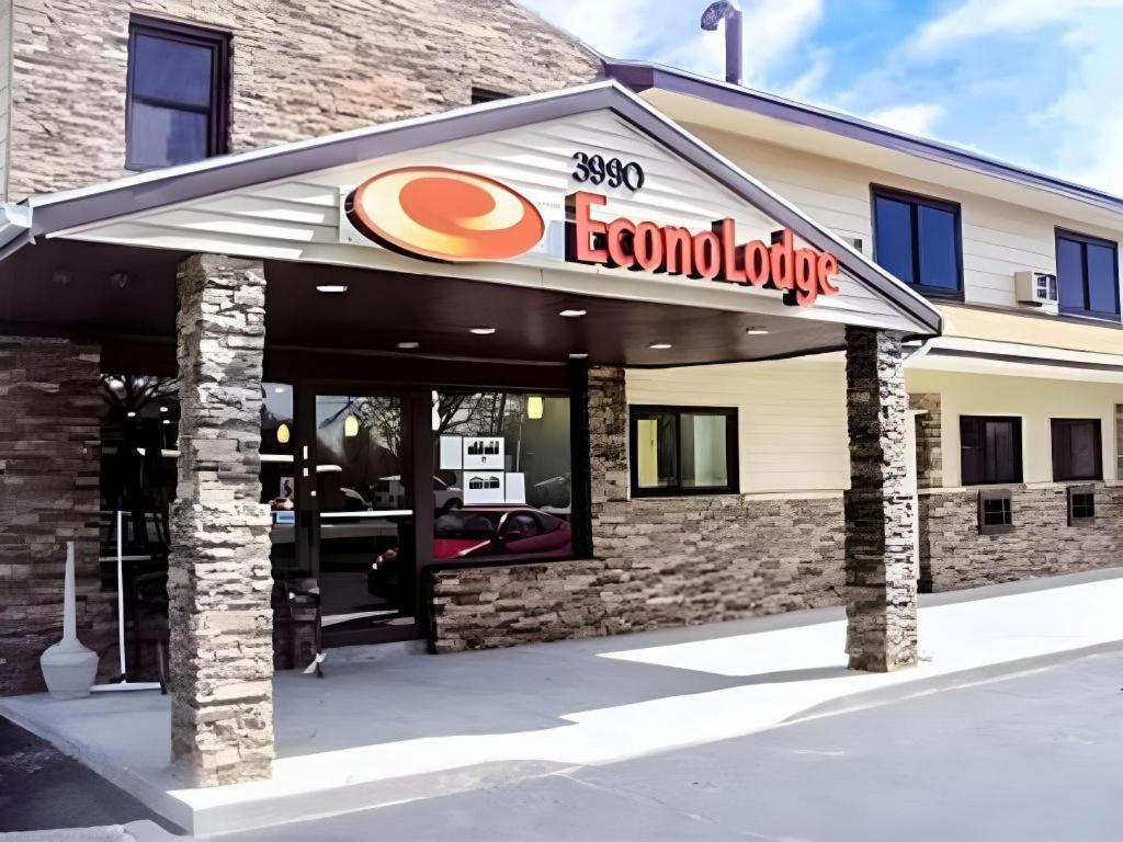 Econo Lodge Rochester I-90 & I-390 Esterno foto