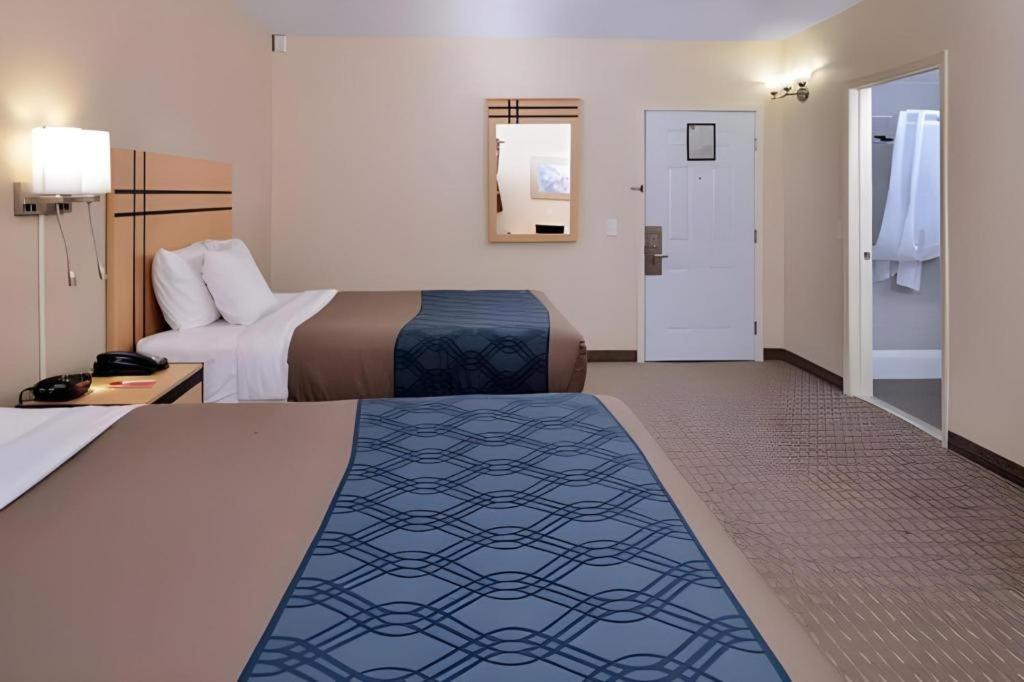 Econo Lodge Rochester I-90 & I-390 Esterno foto