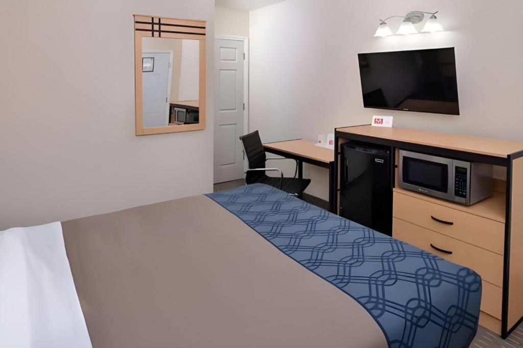 Econo Lodge Rochester I-90 & I-390 Esterno foto